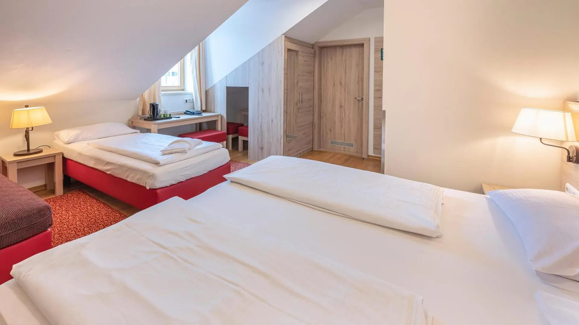 Hotel Eder Munich
