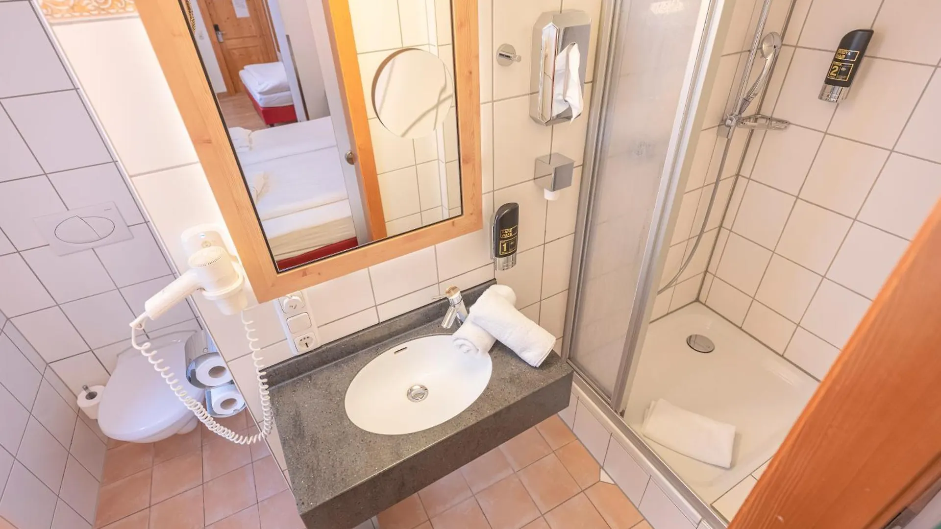 Hotel Eder Munich