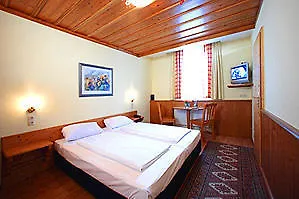 Hotel Eder Munich