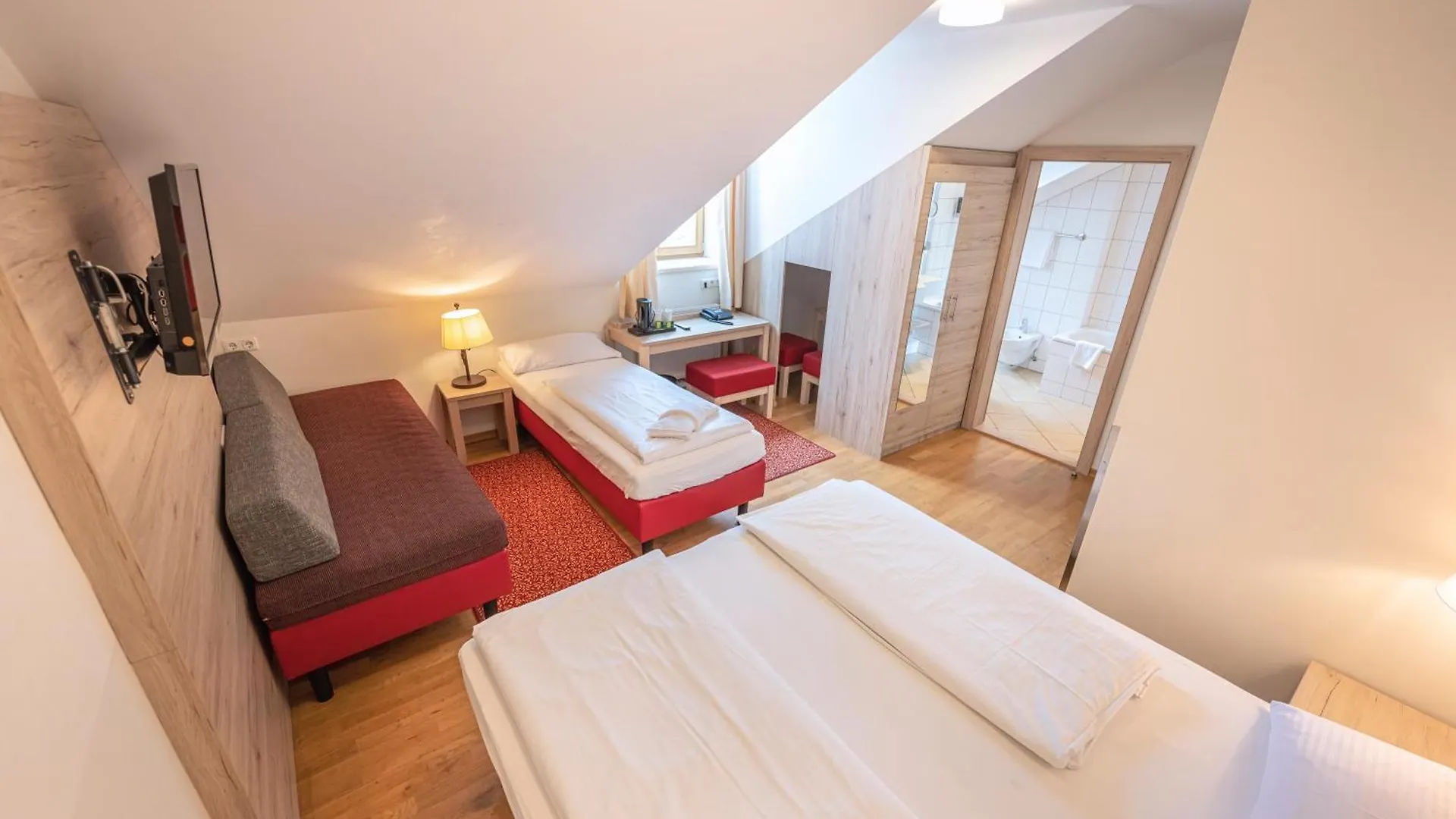 ***  Hotel Eder Munich Germany